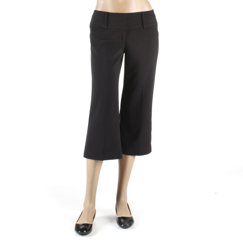 Stooshy Basic Career Crop