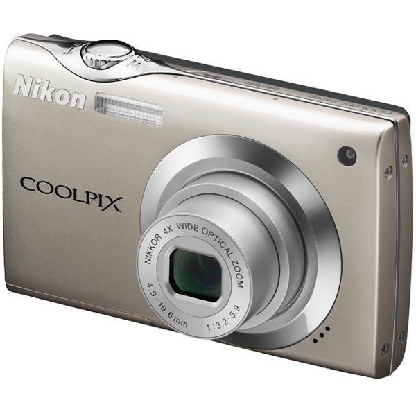 Nikon S4000/26202 Coolpix 12.0 Megapixel Digital Camera 4X Optical Zoom w/ 3.0" Screen - Silver