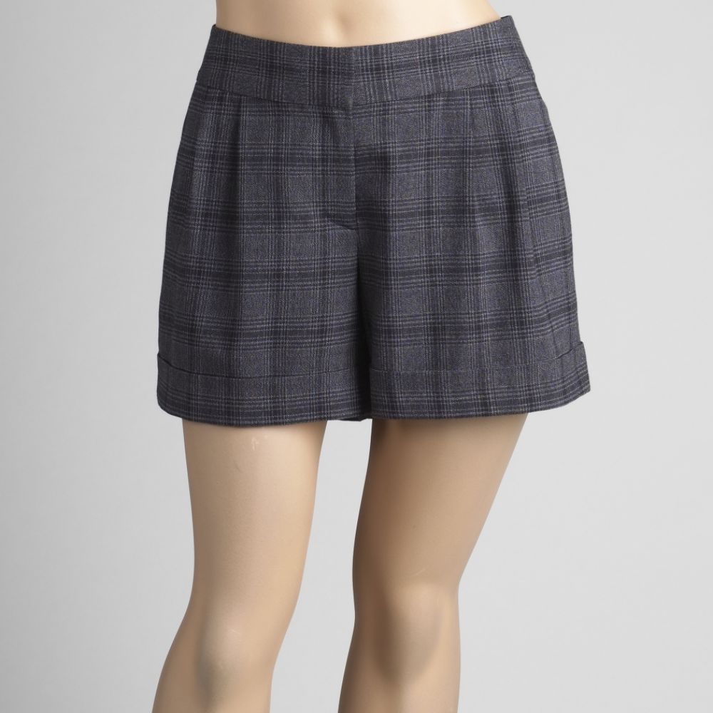 Apostrophe Women's Plaid Winter Shorts