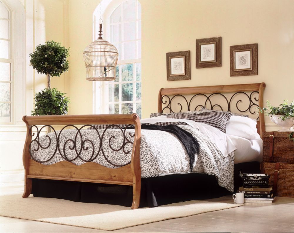 Fashion  Group Beds on Fashion Bed Group Dunhill Full Bed With Frame   Autumn Brown Honey Oak