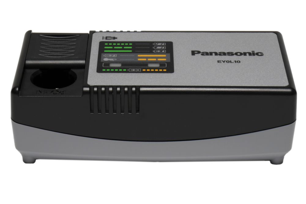 Panasonic Charger for Liion, NiCd Batteries 2.4V  3.6V