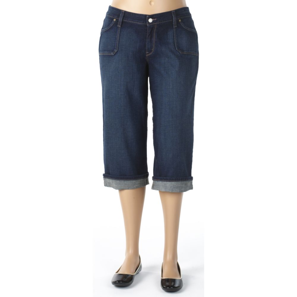 Levi's ® 542™ Women's Plus Tahoe Capri at Sears.com