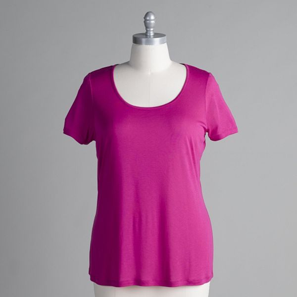 Beverly Drive Women's Plus Vneck Tee