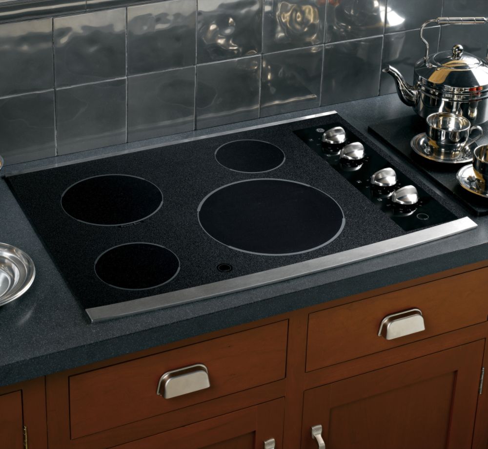 GE Appliances 30" Built-In Electric Cooktop JP346
