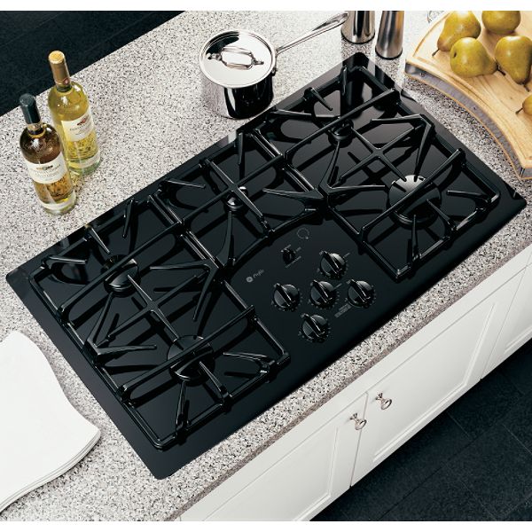 Ge Appliances Black-on-black 36" Gas Conventional Cooktop With