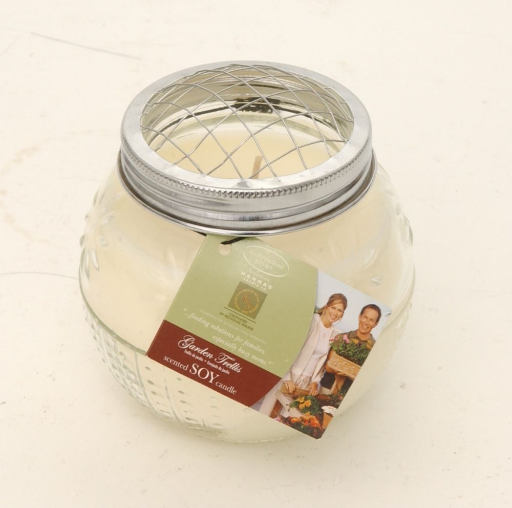 Hanna's Candles Kathy Ireland JduJ Scented Soy Candle - Gardenia