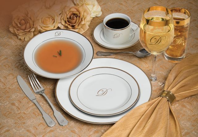 Gibson Elite 20 Piece Letter D Monogram Dinnerware Set