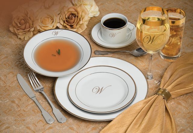 Gibson Elite 20 Piece Letter w/ Monogram Dinnerware Set