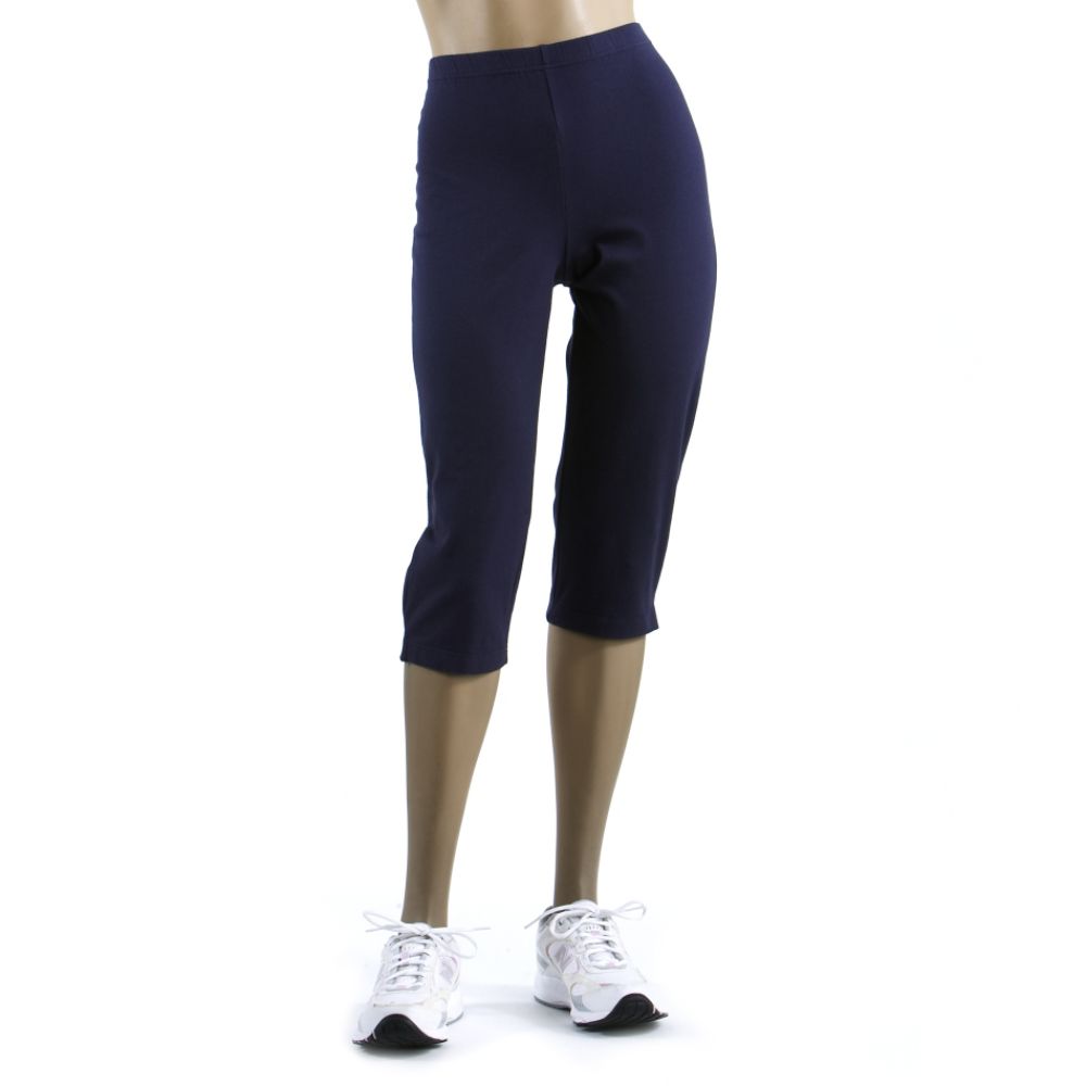 Basic Editions Women's Knit Solid Capri Legging