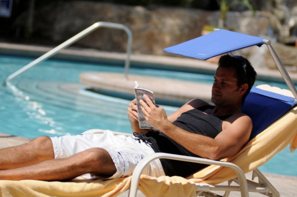 Cush-n-Shade The Portable Cushion and Sunshade