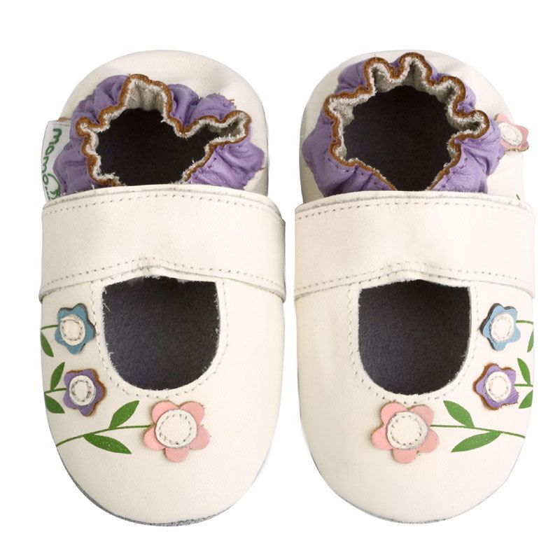 Momo Baby Shoes on Momo Baby Soft Sole Baby Sandal Shoes   Lilies White