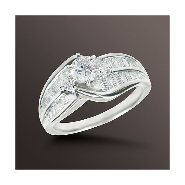 1 Ct.t.w.&4 ; Round Diamond Center & Baguette Side Stones Bridal Set