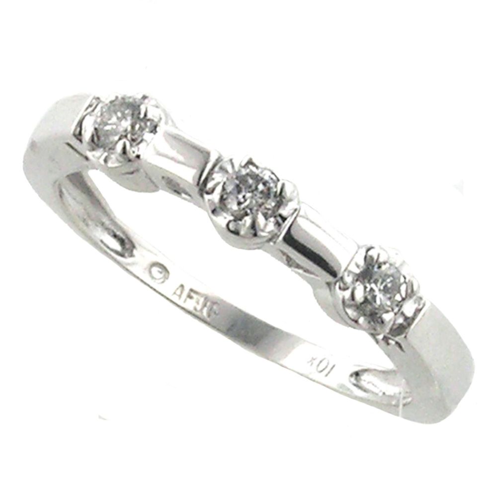 .12 cttw Diamond Ring. 10k White Gold