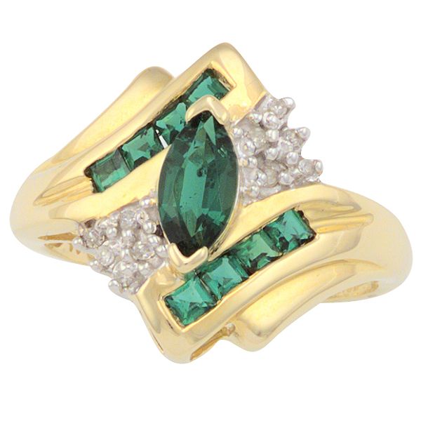 Emerald Ring With Diamond Accents