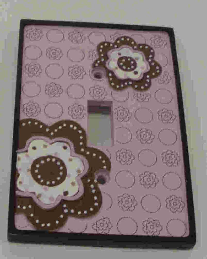 Beansprout Mod Daisy Switchplate at Sears.com