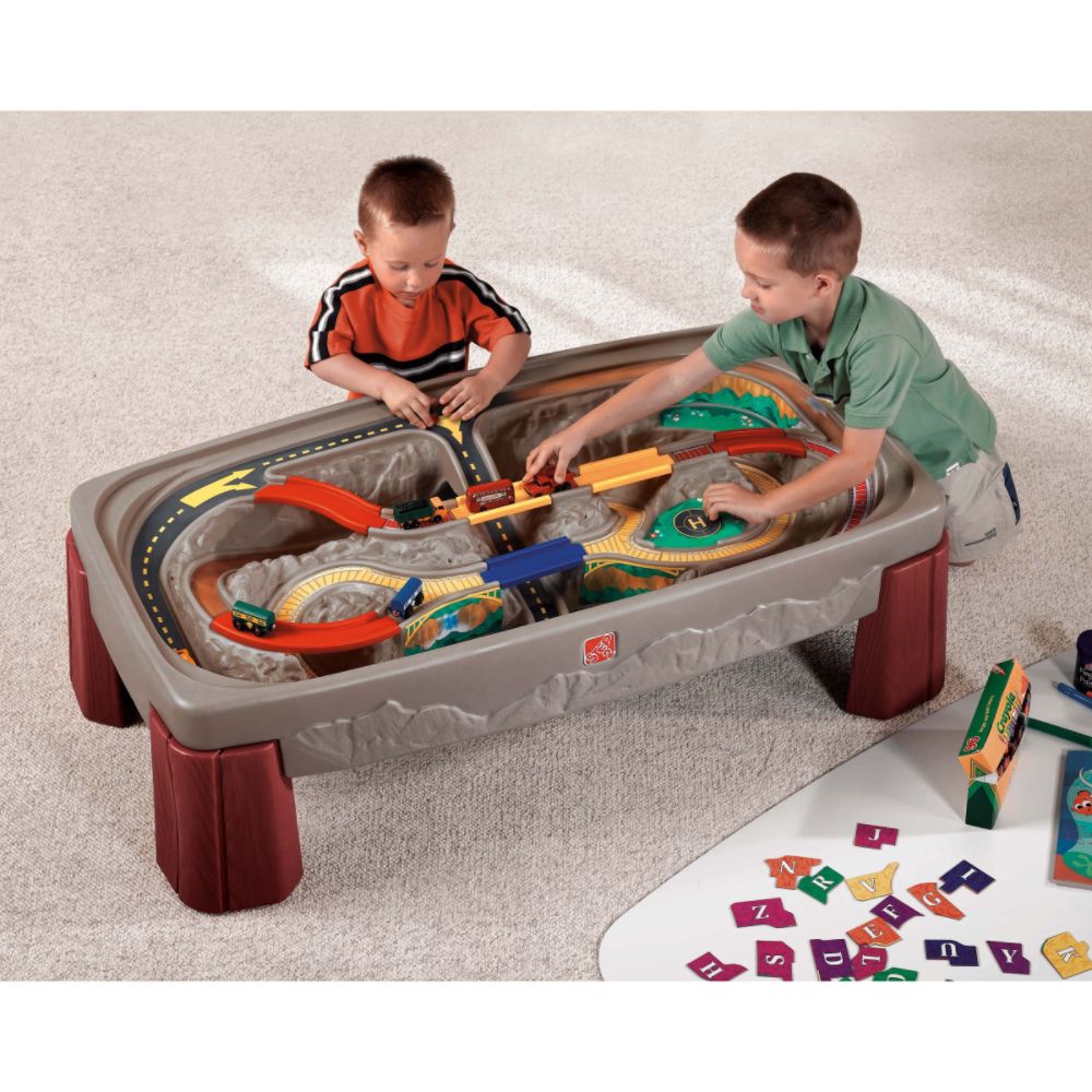 Step 2 Deluxe Canyon Road Train & Track Table