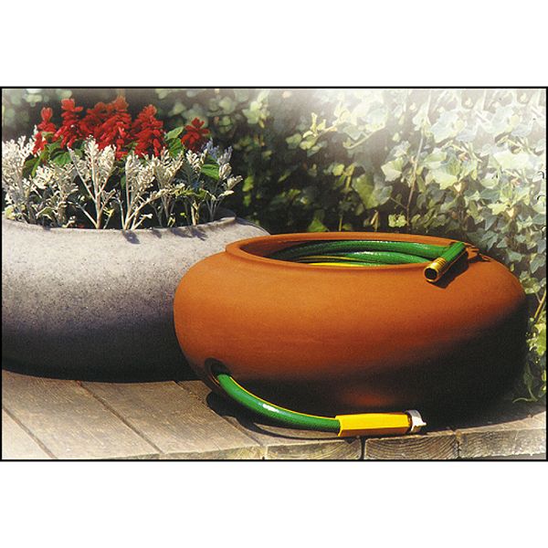 Akro Mils Garden Hose Pot Terra Cotta AKR93021TC