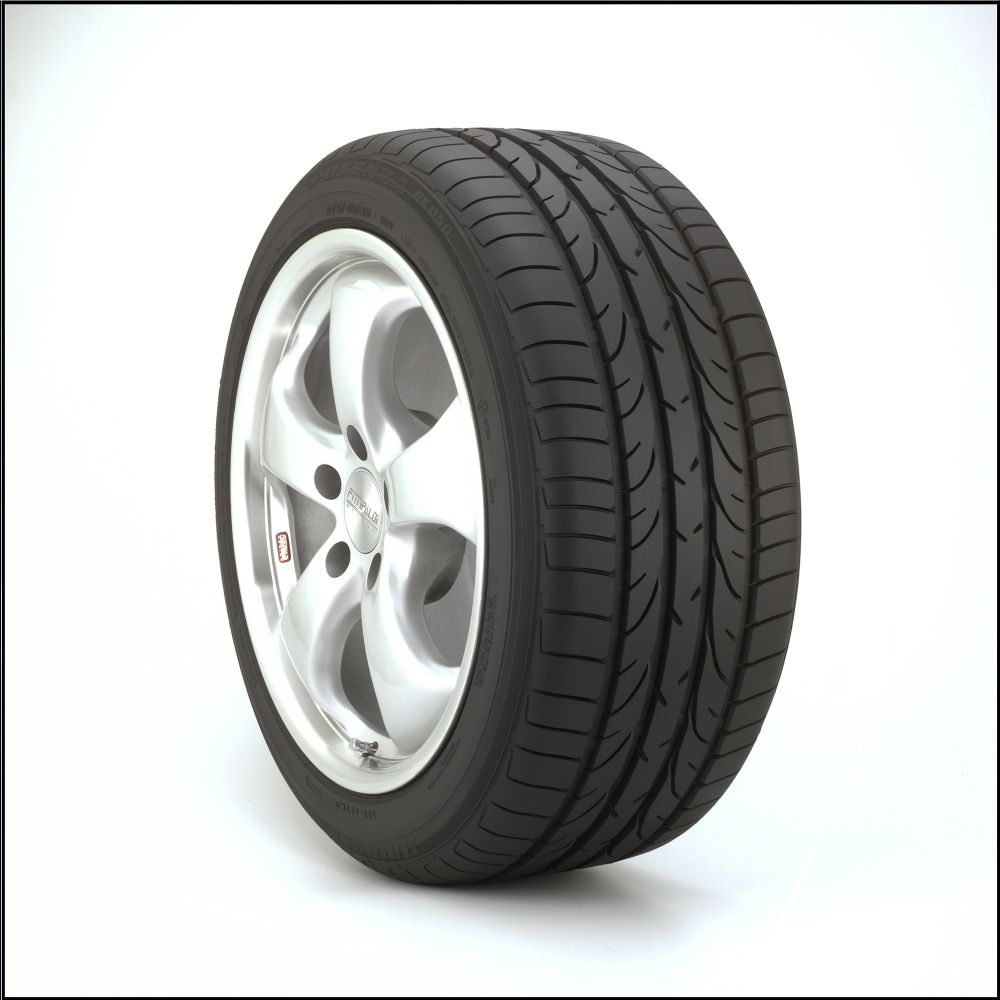 Bridgestone Potenza RE050A RFT Tire- 205 45R17 84W BSW