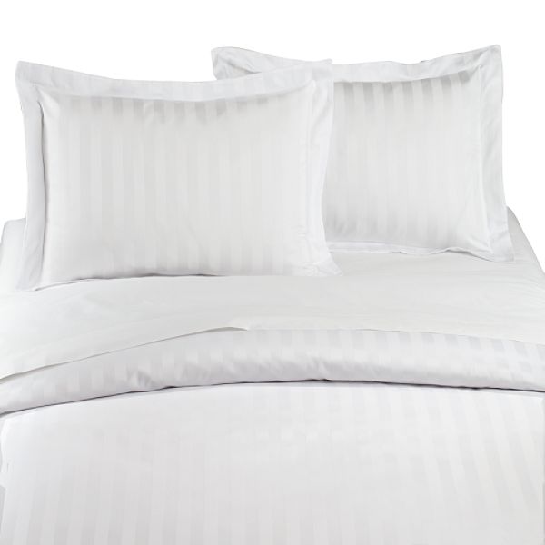 Whole Home White Full / Queen Damask Duvet Cover
