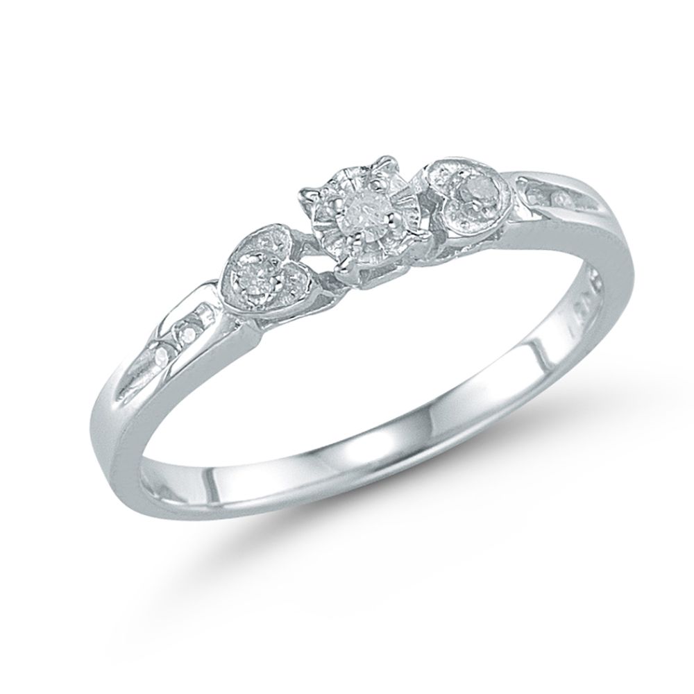 1/16 cttw Diamond Ring set in 10K White Gold