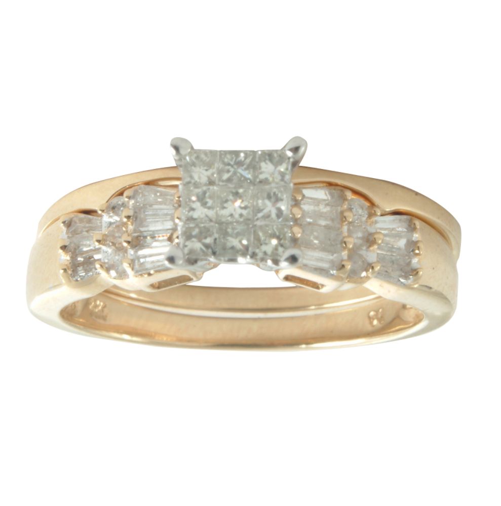 1/2 cttw Princess cut Round & Baguette Side Diamonds 14 kt
