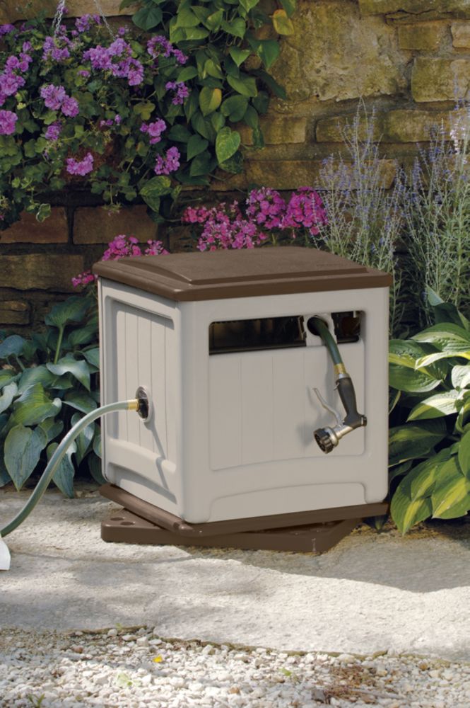 Suncast Swivel Hose Hideaway Hose Reel with Smart Trak Hose Guide