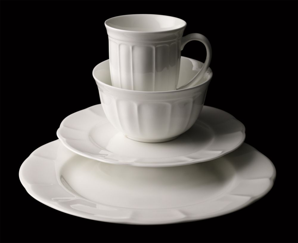 Studio Tu 16 Piece Dinnerware Set Astoria White