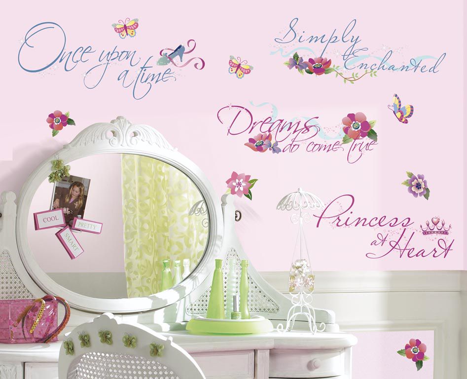 RoomMates Disney Princess - Princess Quotes Peel & Stick Wall Decal