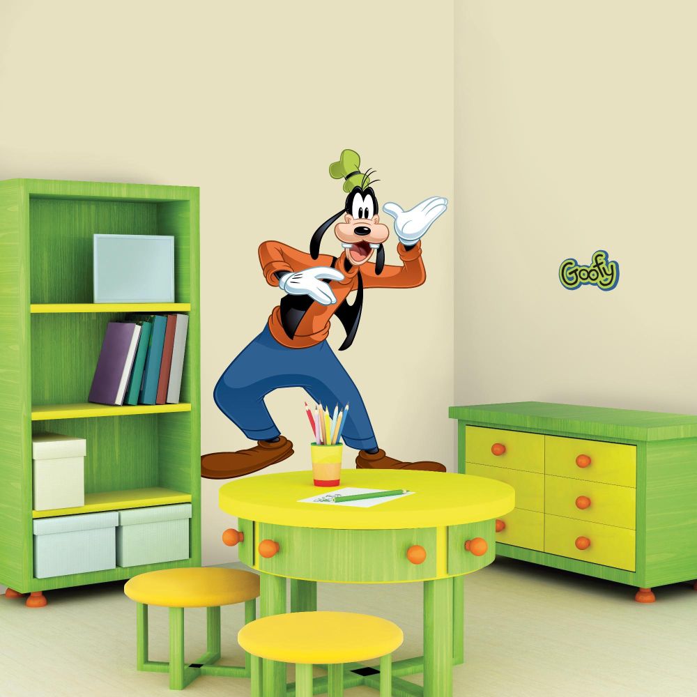 RoomMates&nbsp; Mickey & Friends - Goofy Peel & Stick Giant Wall Decal