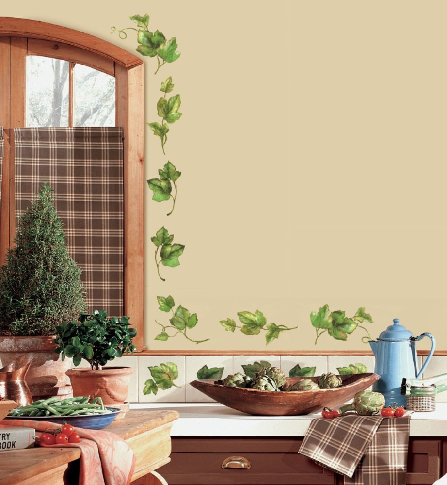 RoomMates&nbsp; Evergreen Ivy Peel & Stick Wall Decals