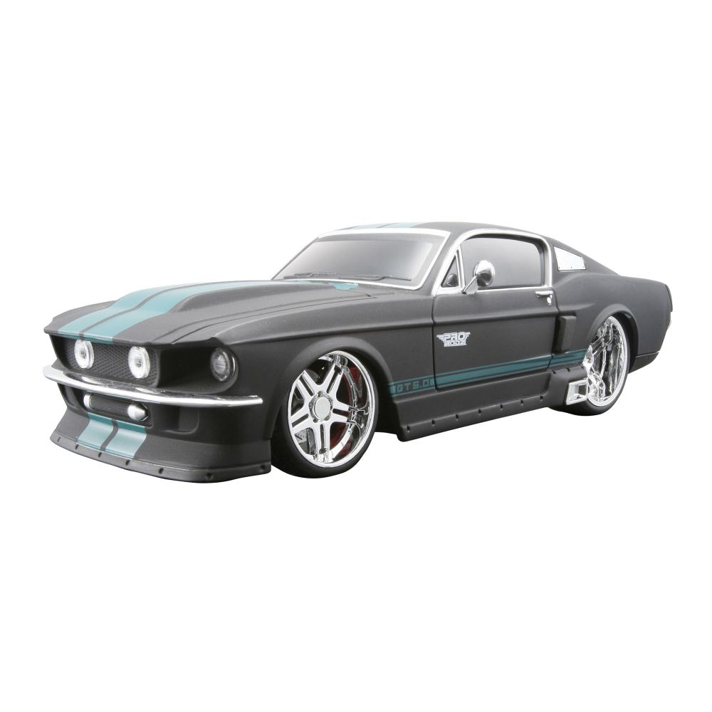 Maisto Tech 1:24 R/C Vehicle - Black Ford Mustang