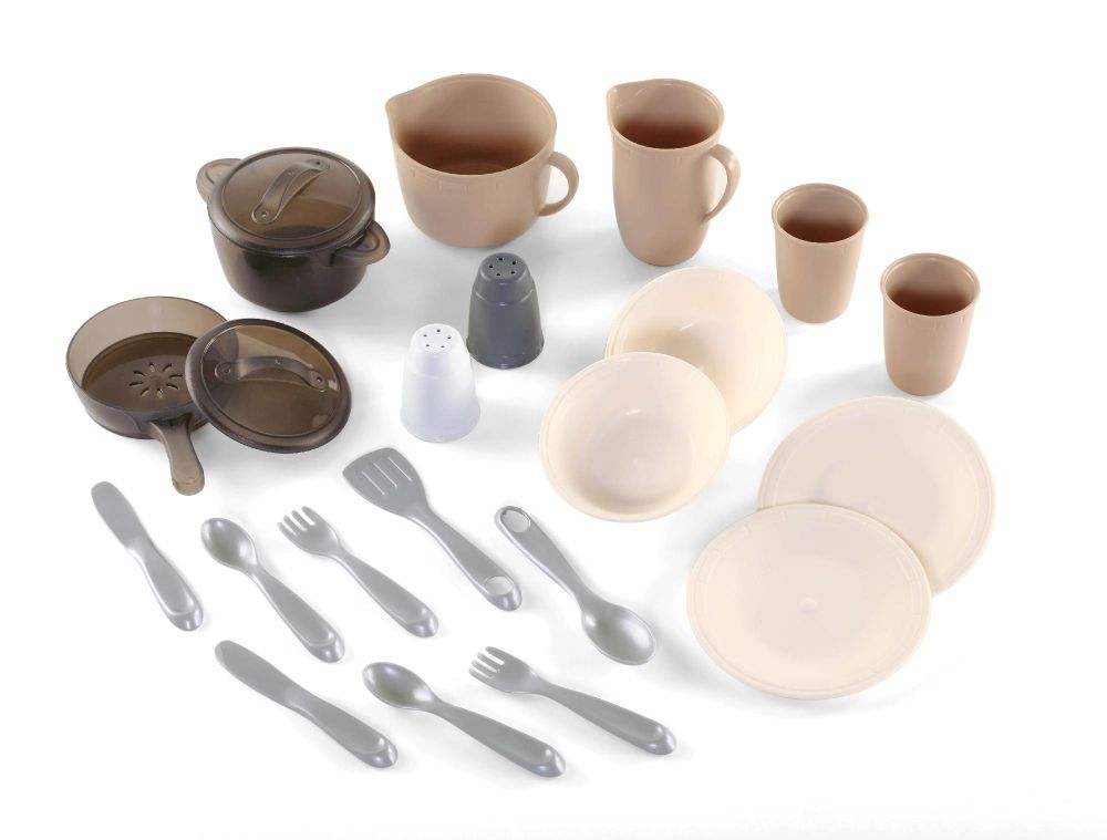 Step 2 Lifestyle Dining Room and Pots & Pans Set