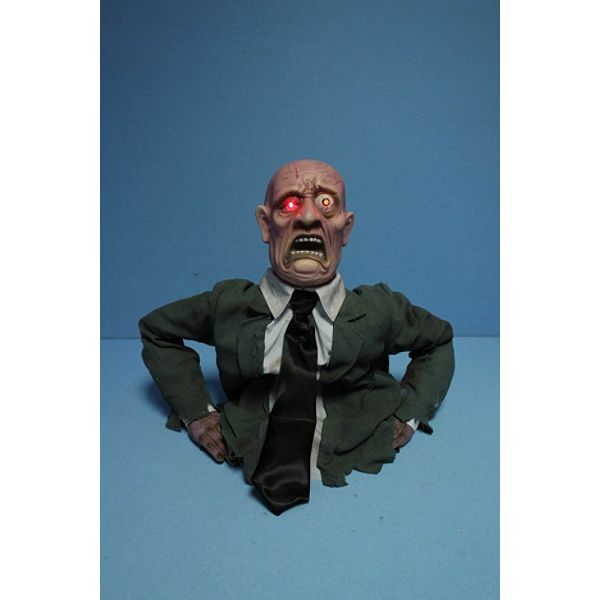 Totally Ghoul Rising Zombie