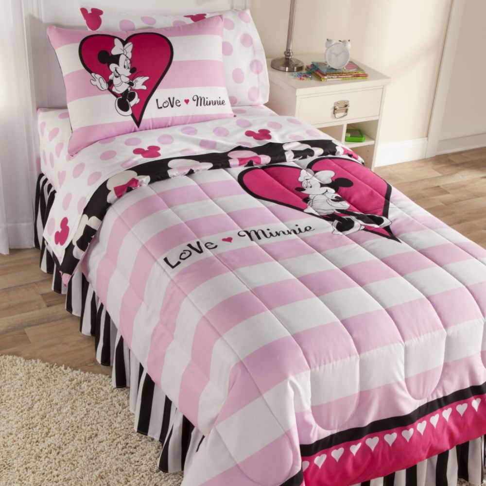 Mickey Mouse Twin Bedding Sets on Disney Minnie Mouse Reversible Comforter Set Phineas Ferb Agent Twin