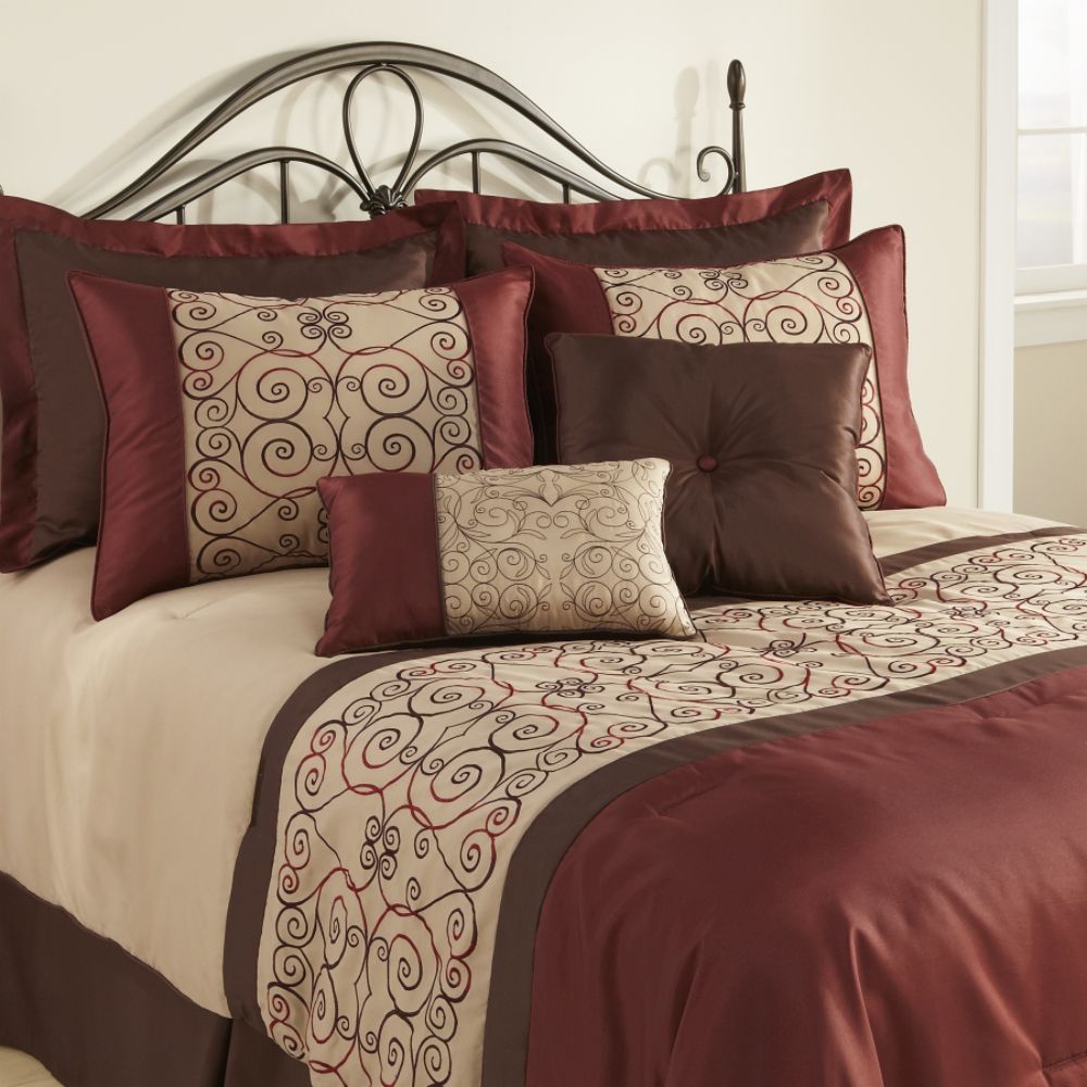 The Great Find Firenzia 8-Piece Comforter Set 