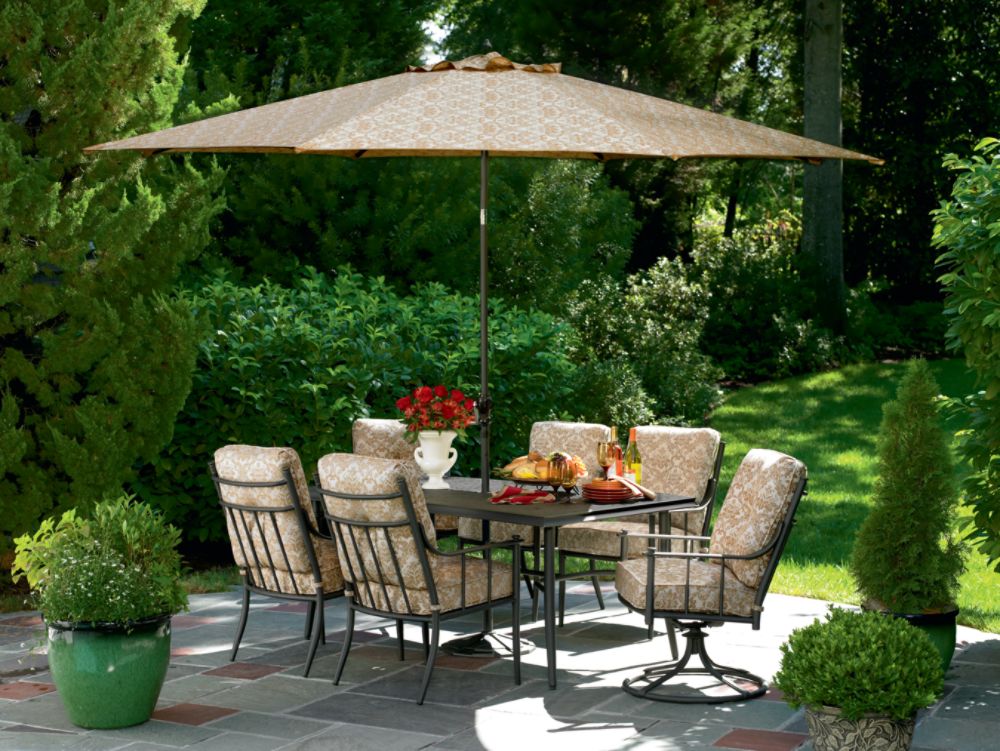 Country Living Menlo Park Umbrella - Light Mocha