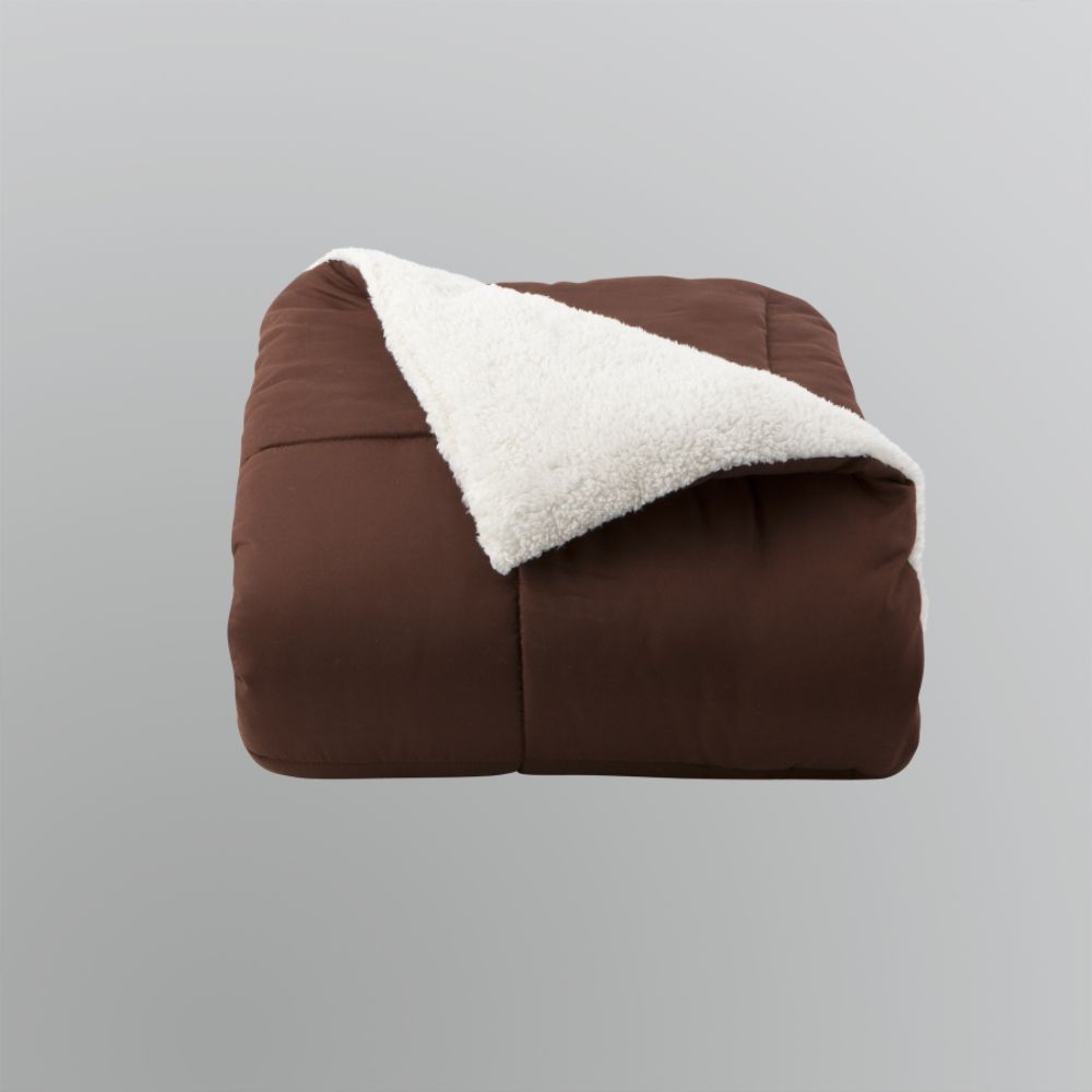 Cozy Nights Down Alternative/Sherpa Comforter