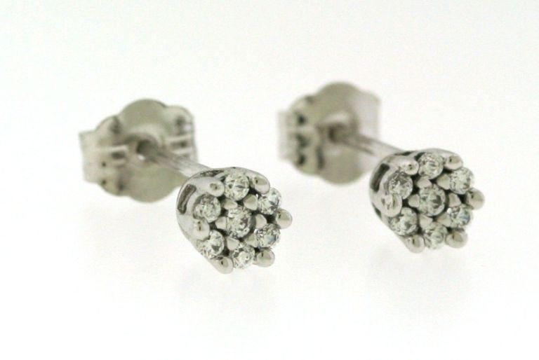 1/10 cttw Round Cluster Stud