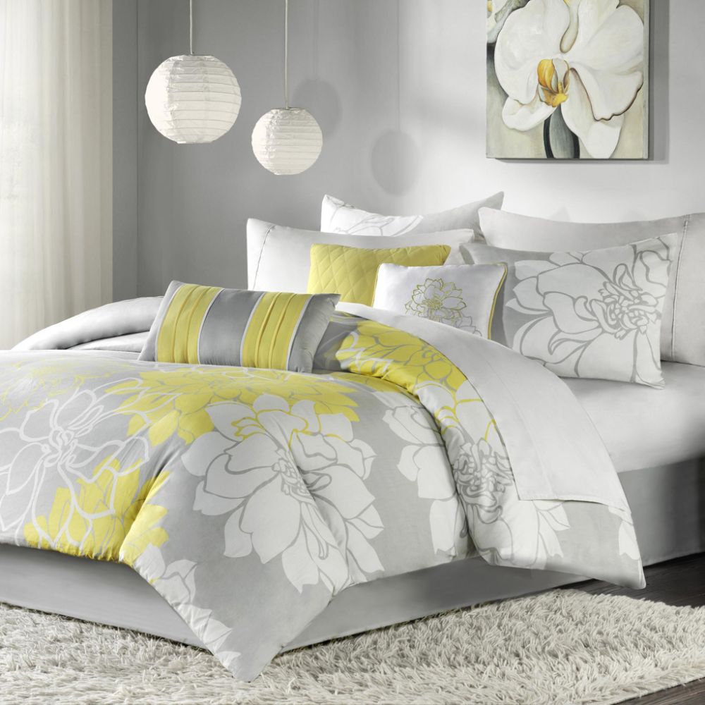 Madison Classic Brianna Queen 7 pieces Comforter Set in Grey/Yellow Color