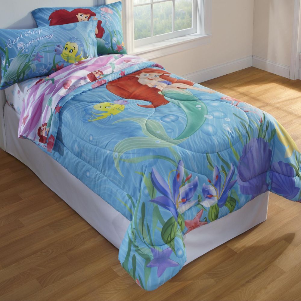  Girl Bedding Twin on Disney Girl S Little Mermaid Twin Comforter