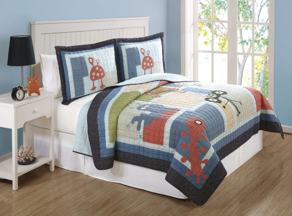 My World Funny Friends Twin Quilt with Pillow Sham at Sears.com