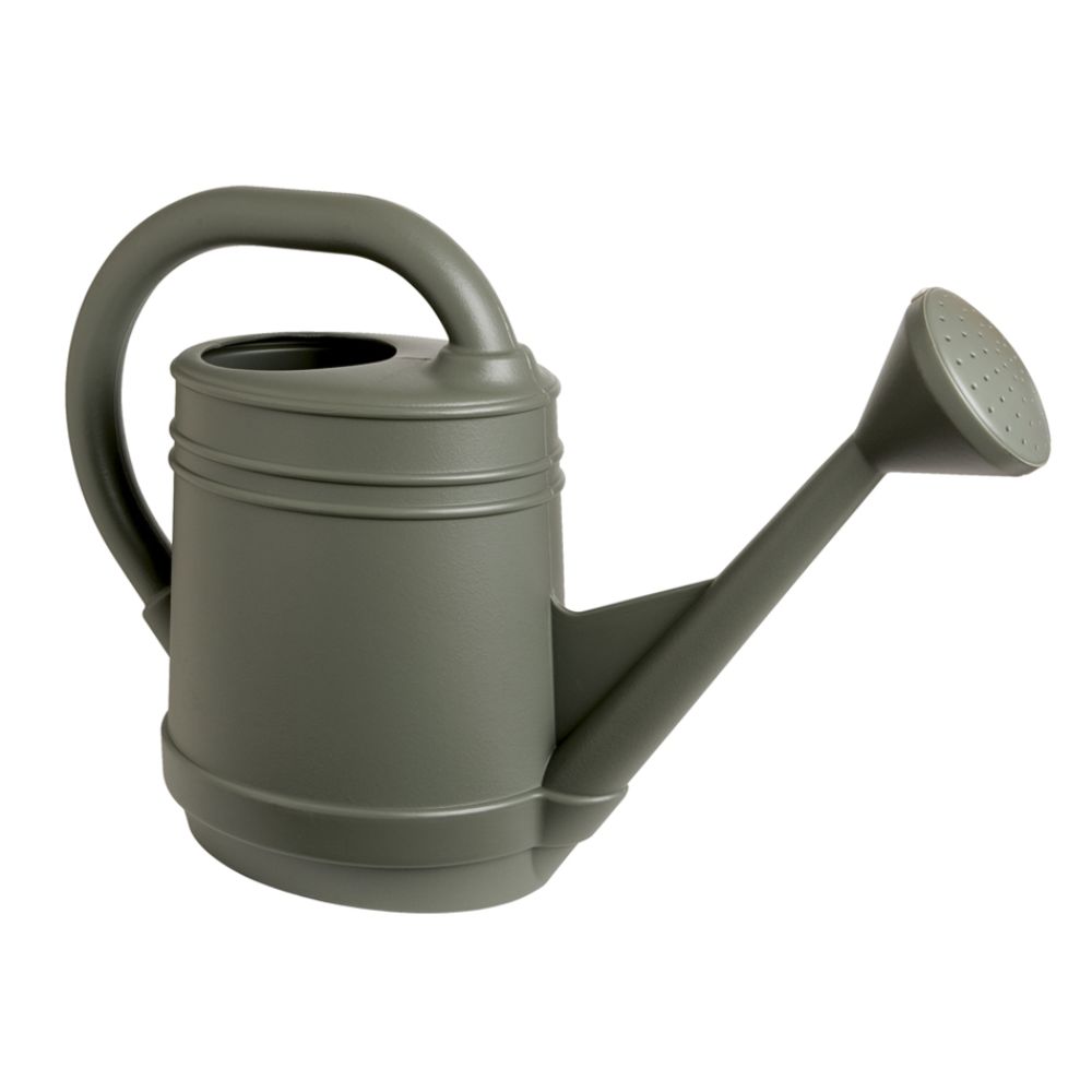 Fiskars 2 Gallon Watering Can