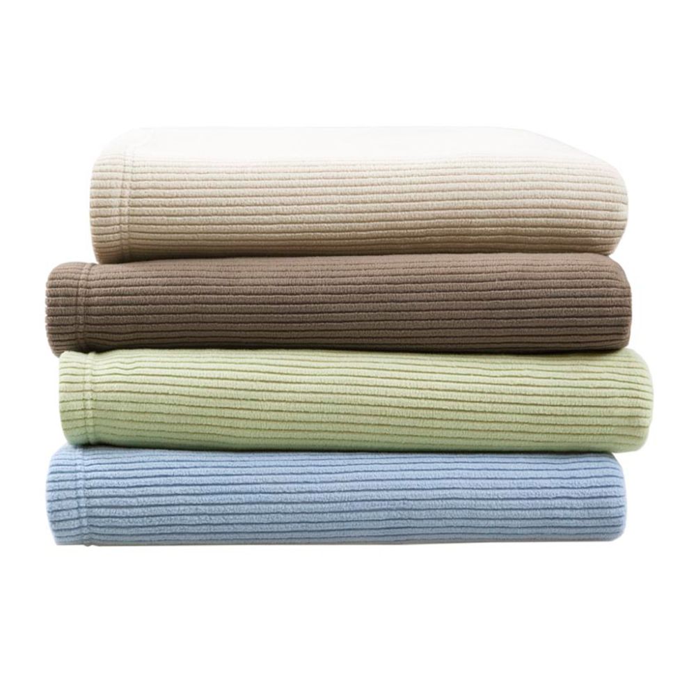 Double  Size Fleece Throws on Size Fleece Blanket   Bed   Bath   Bedding Essentials   Blankets