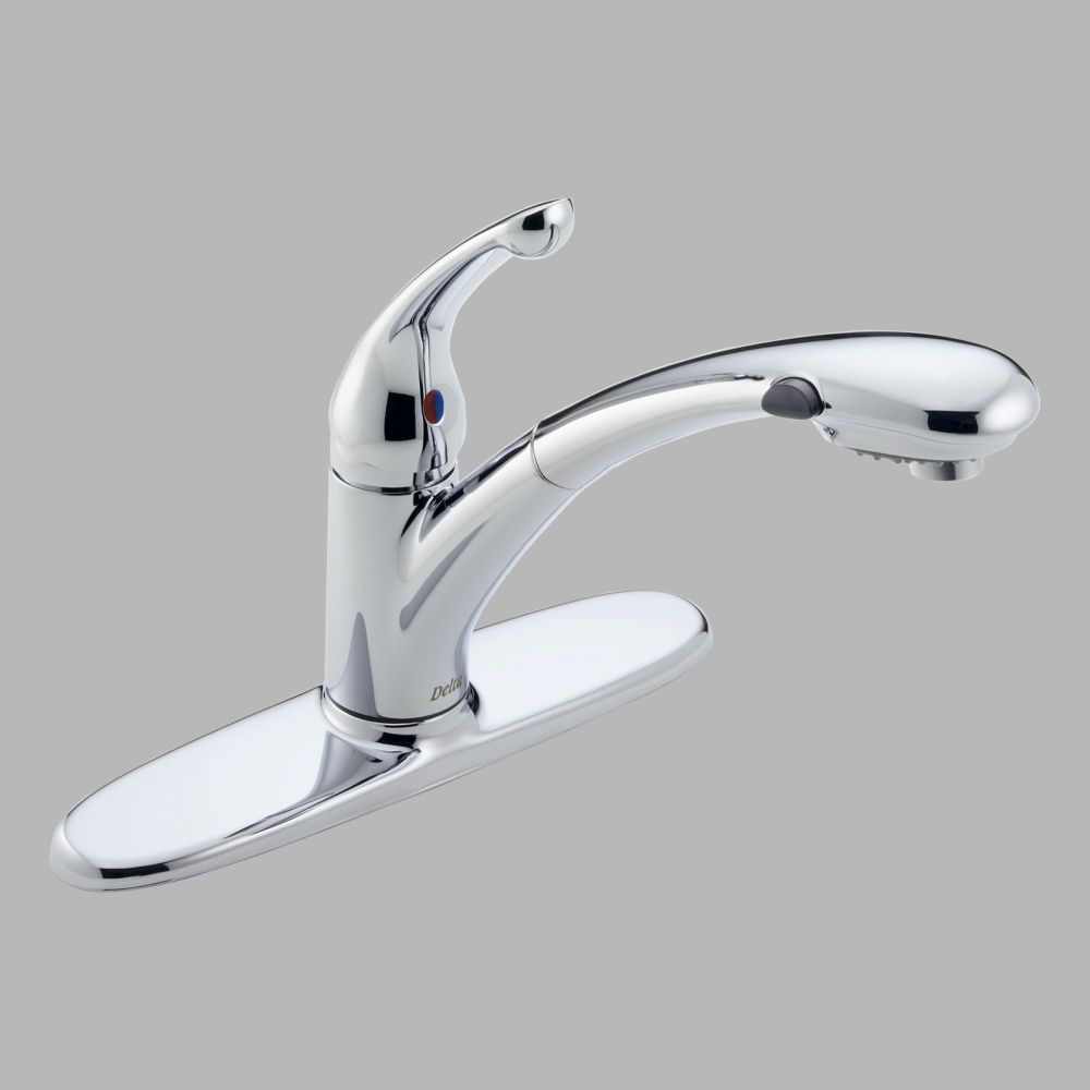 Delta Signature Single Handle Water-Efficient Pull-Out Kitchen Faucet