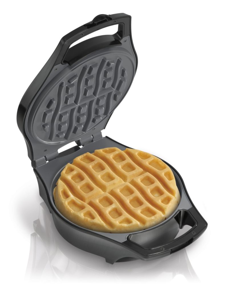 Hamilton Beach Mess Free Belgian Style Waffle Maker