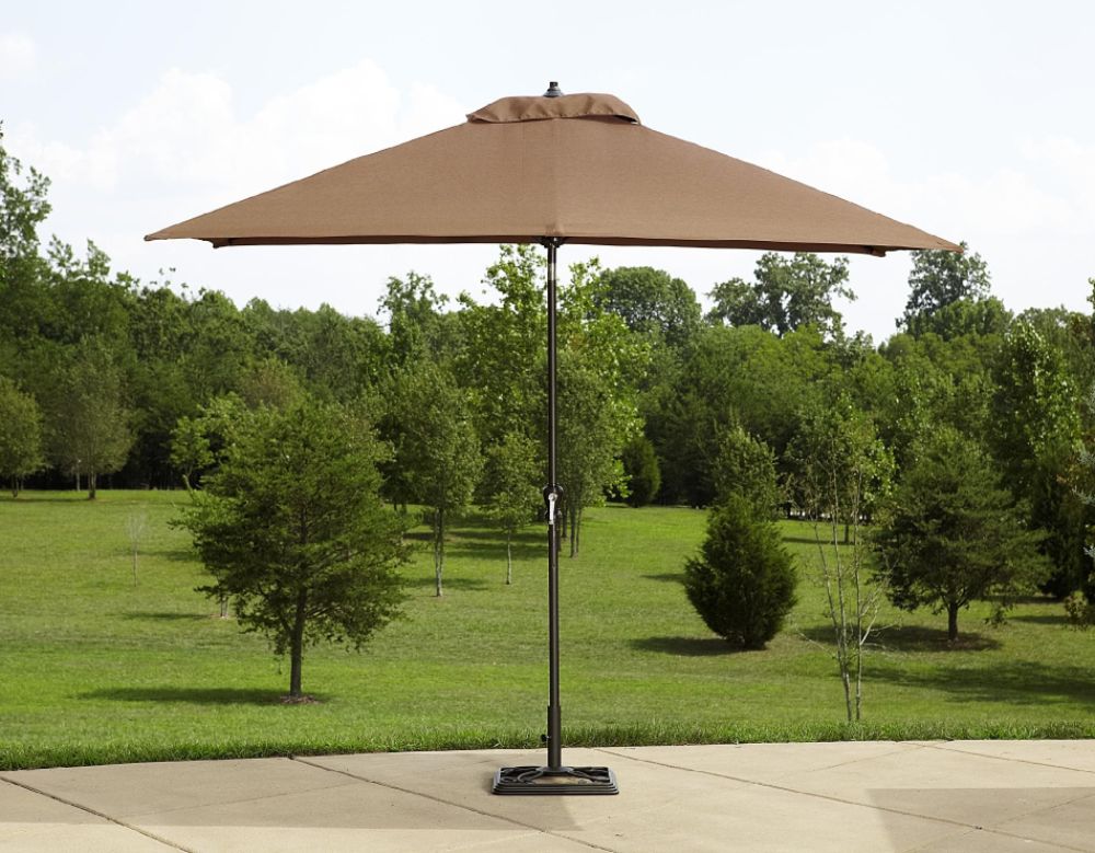 La-Z-Boy Outdoor&nbsp; Dylan 9ft Crank/Tilt