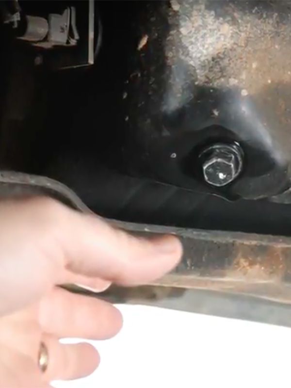 DIY How to Change Your Push Mower's Oil Sears